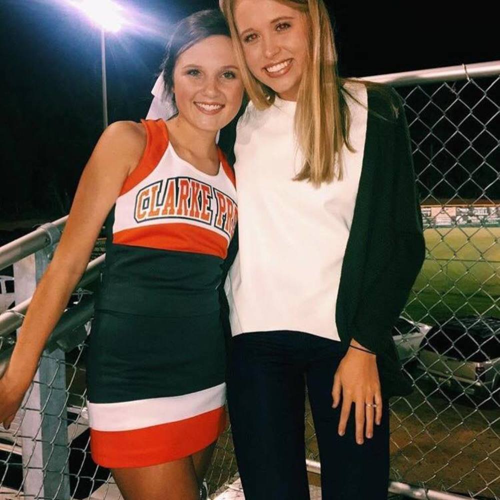 Meet your Posher, Lily